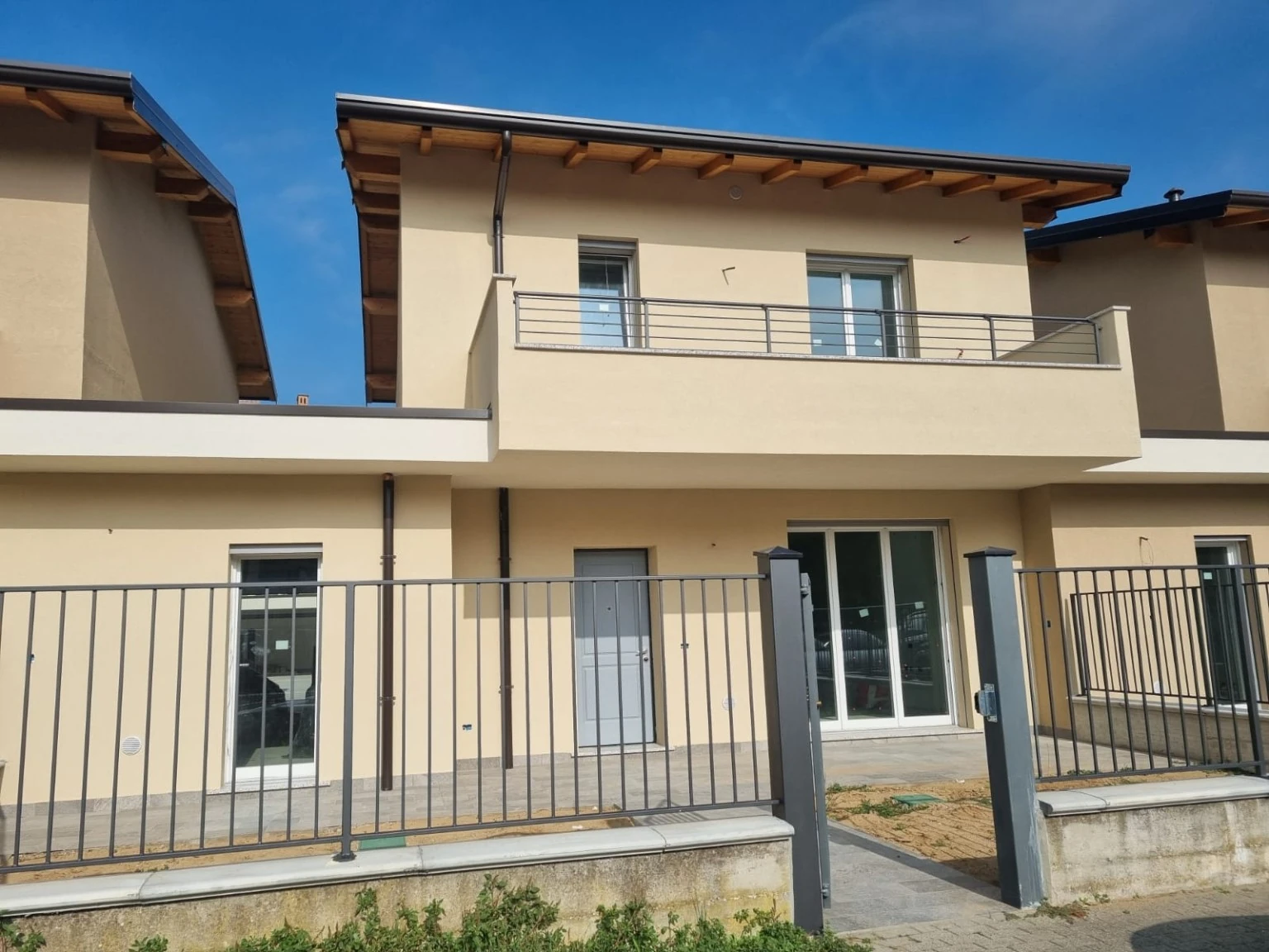 La tua villa, il tuo spazio — Cava Manara