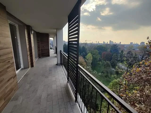 Un attico affacciato sul verde — vista 2