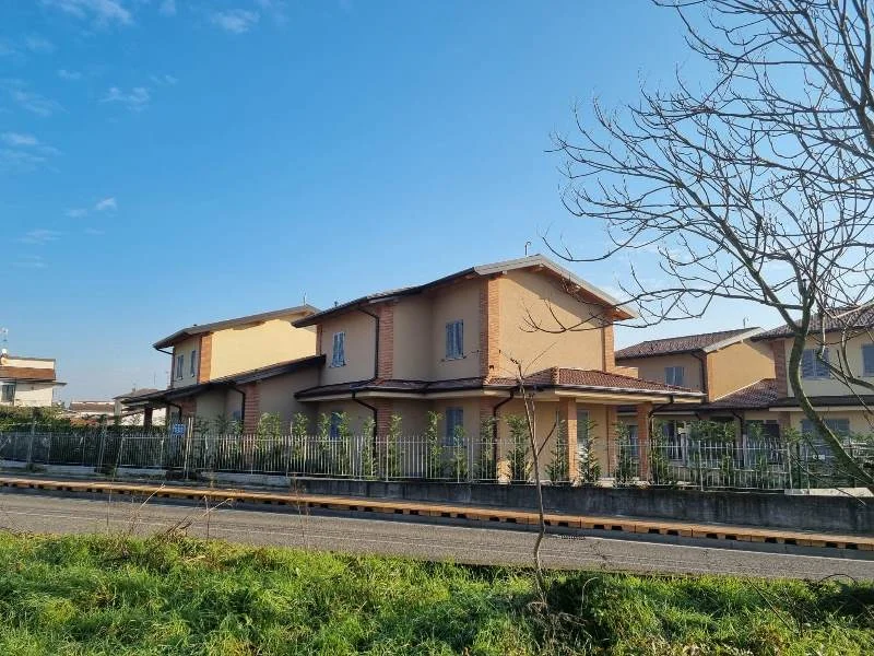 Ville di Via Lardirago — Pavia
